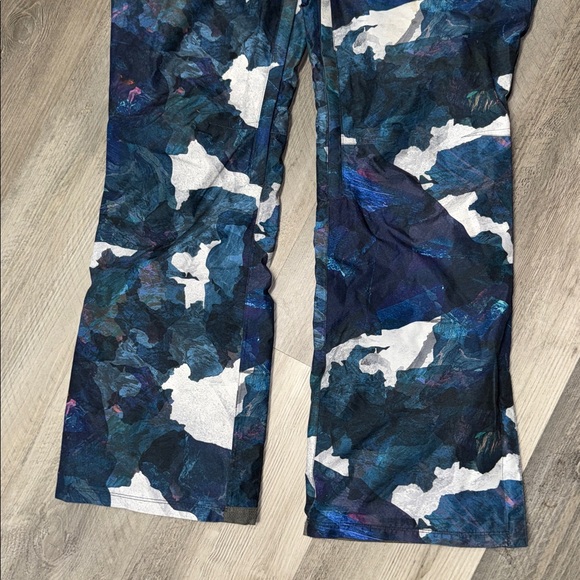 Armada Cassie ski Overalls pants bottoms - Picture 2 of 8